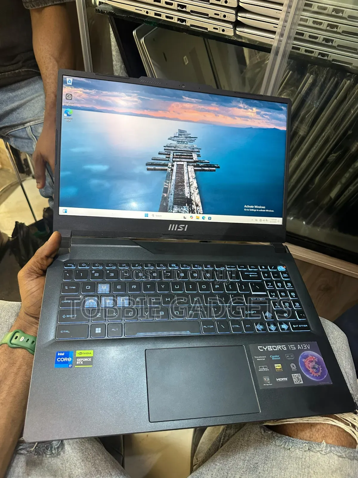 Laptop MSI Cyborg 15 16GB Intel Core i7 SSD 512GB