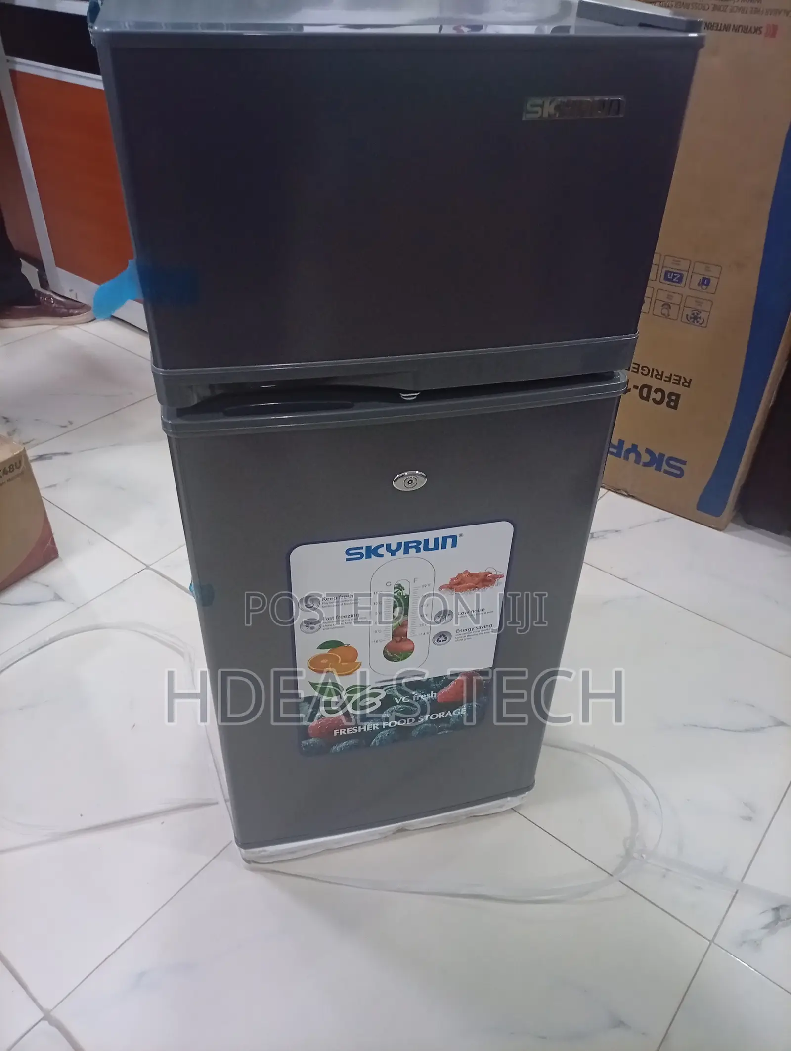 Skyrun BCD-120J Energy Efficient 120L Fridge to Keep Food Fresh