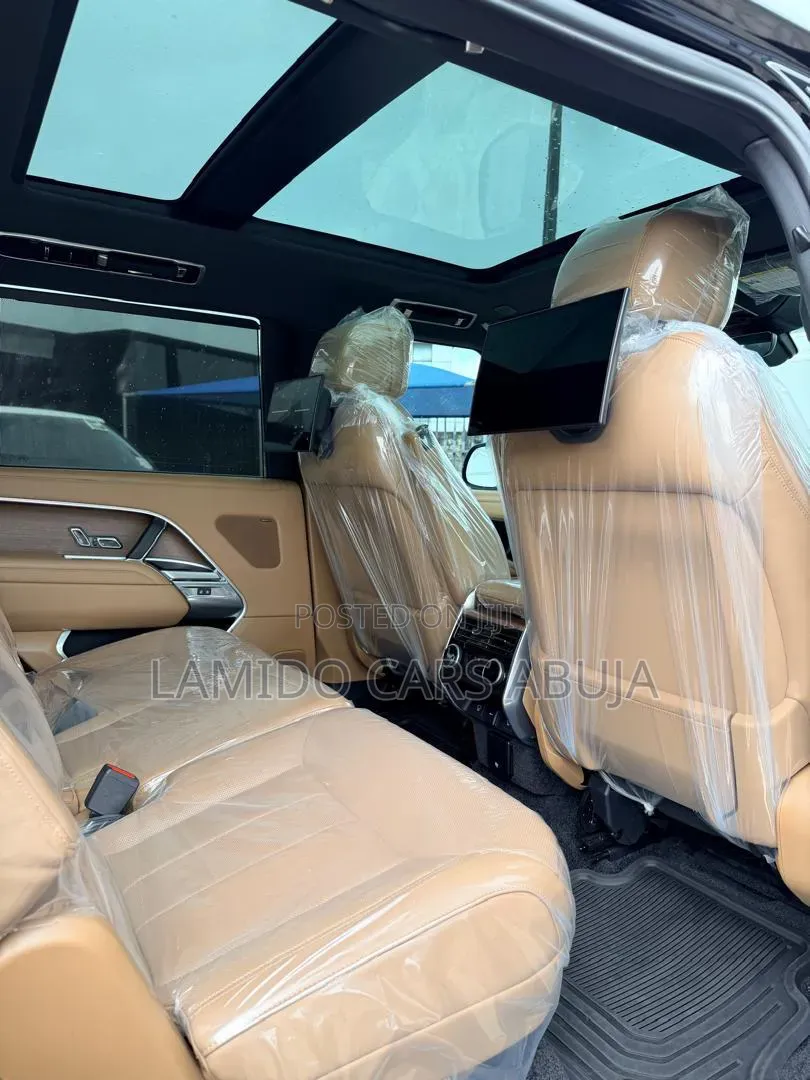 Land Rover Range Rover Vogue 2024 Black