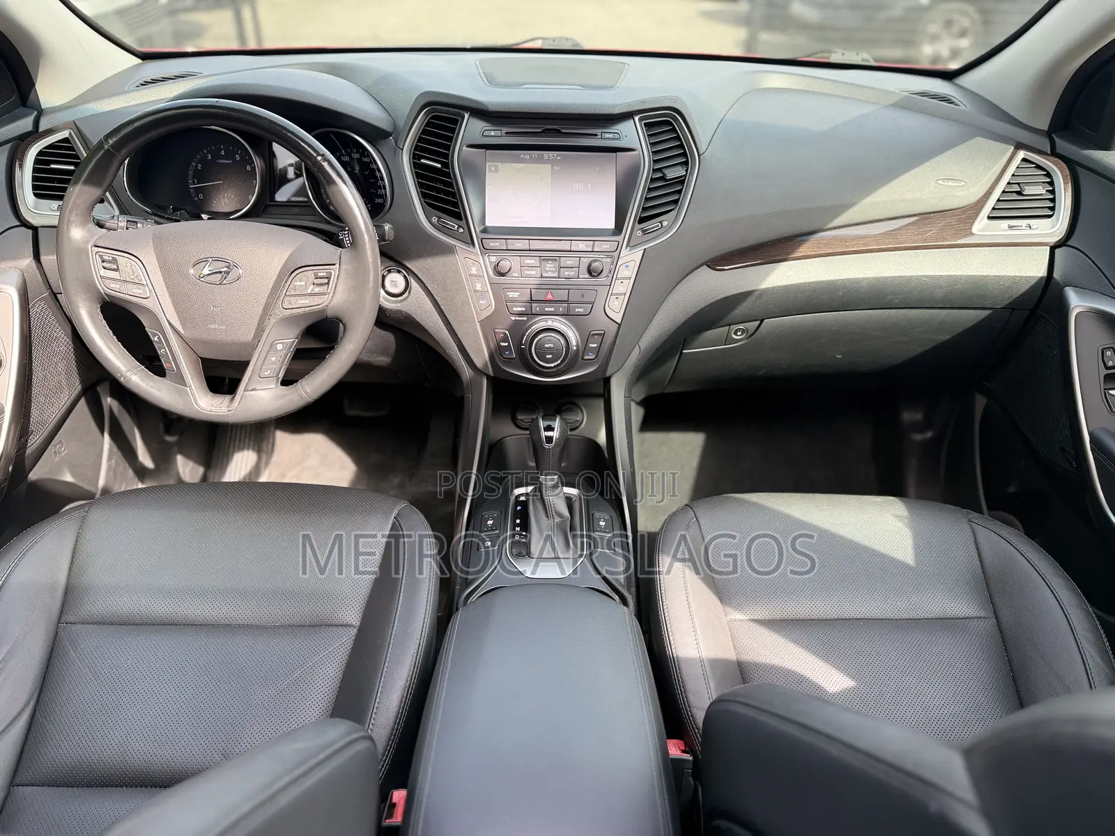 Hyundai Santa Fe Limited AWD 2017 Red