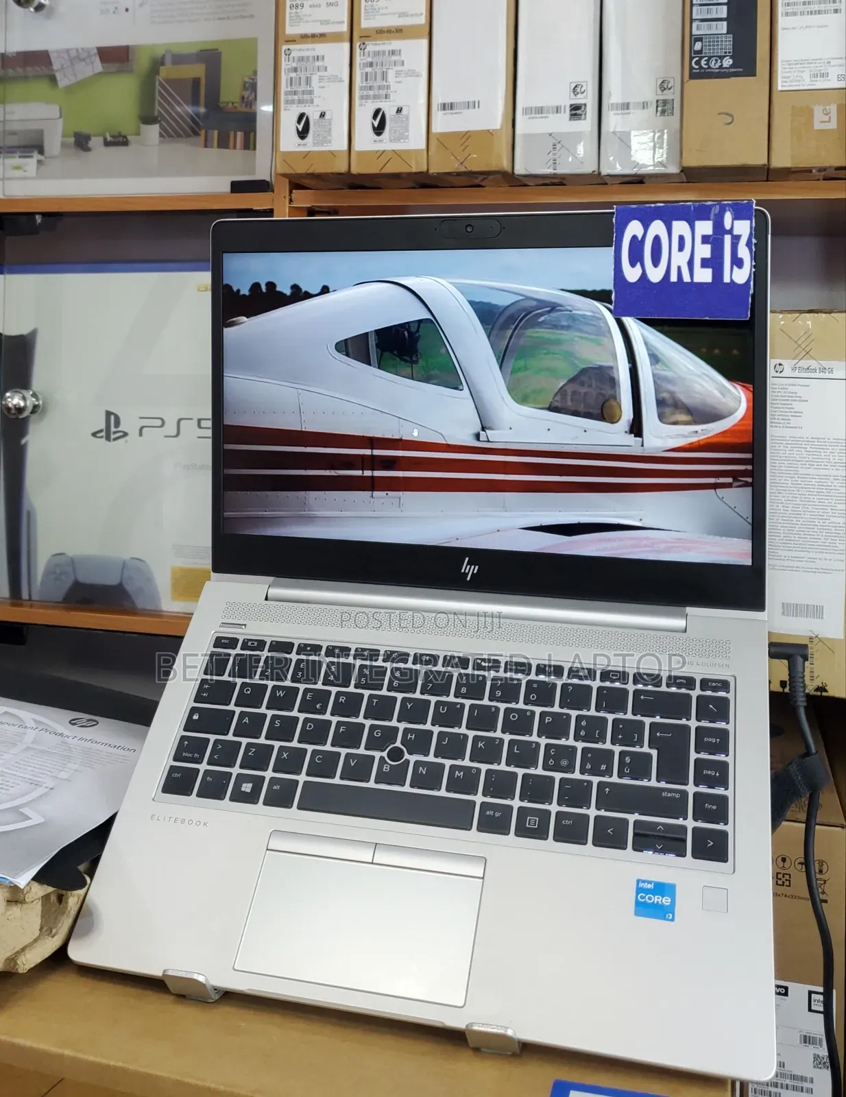 New Laptop HP EliteBook 820 8GB Intel Core i3 SSD 256GB