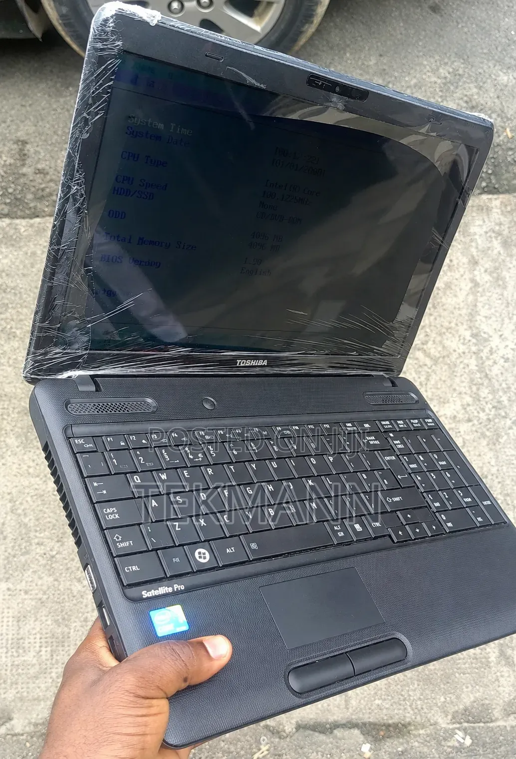 Laptop Toshiba 4GB Intel Core i3 HDD 250GB