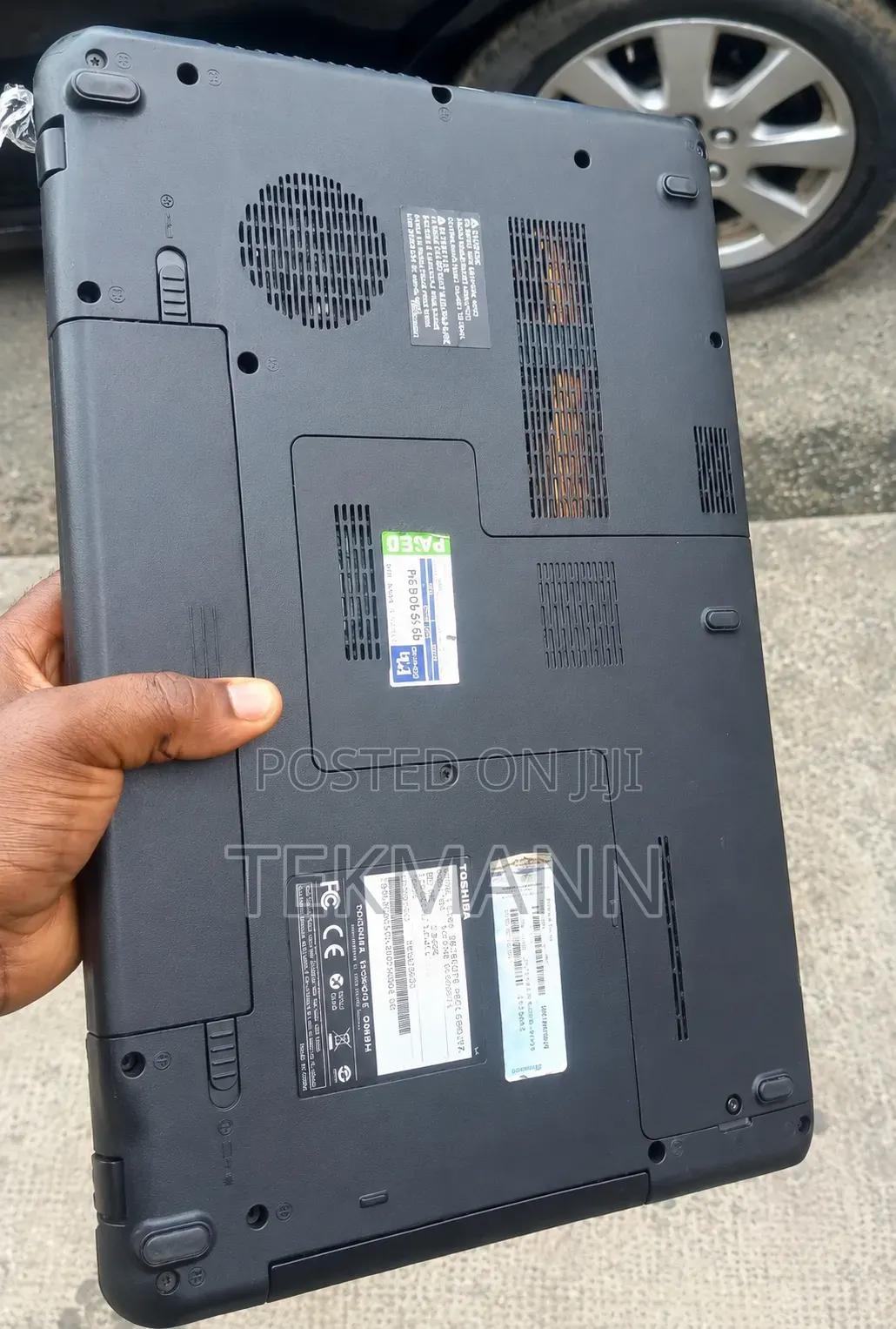 Laptop Toshiba 4GB Intel Core i3 HDD 250GB