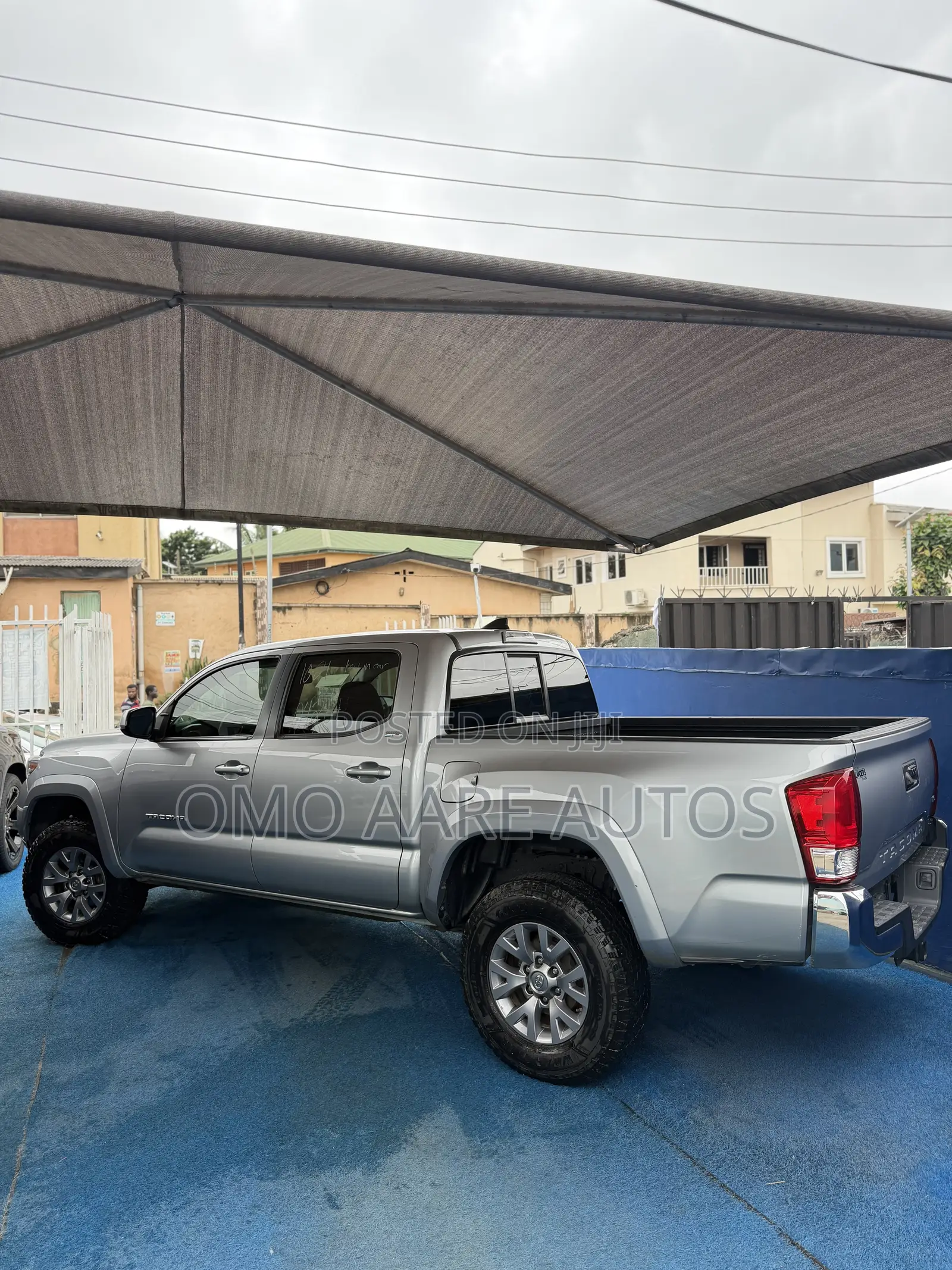 Toyota Tacoma 2018 Gray