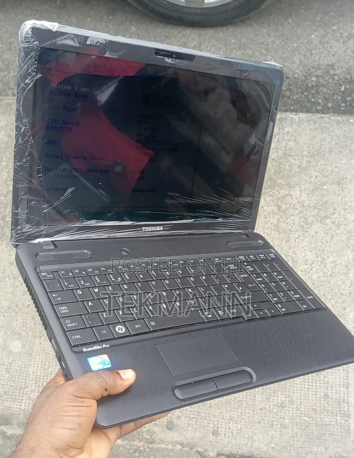 Laptop Toshiba 4GB Intel Core i3 HDD 250GB