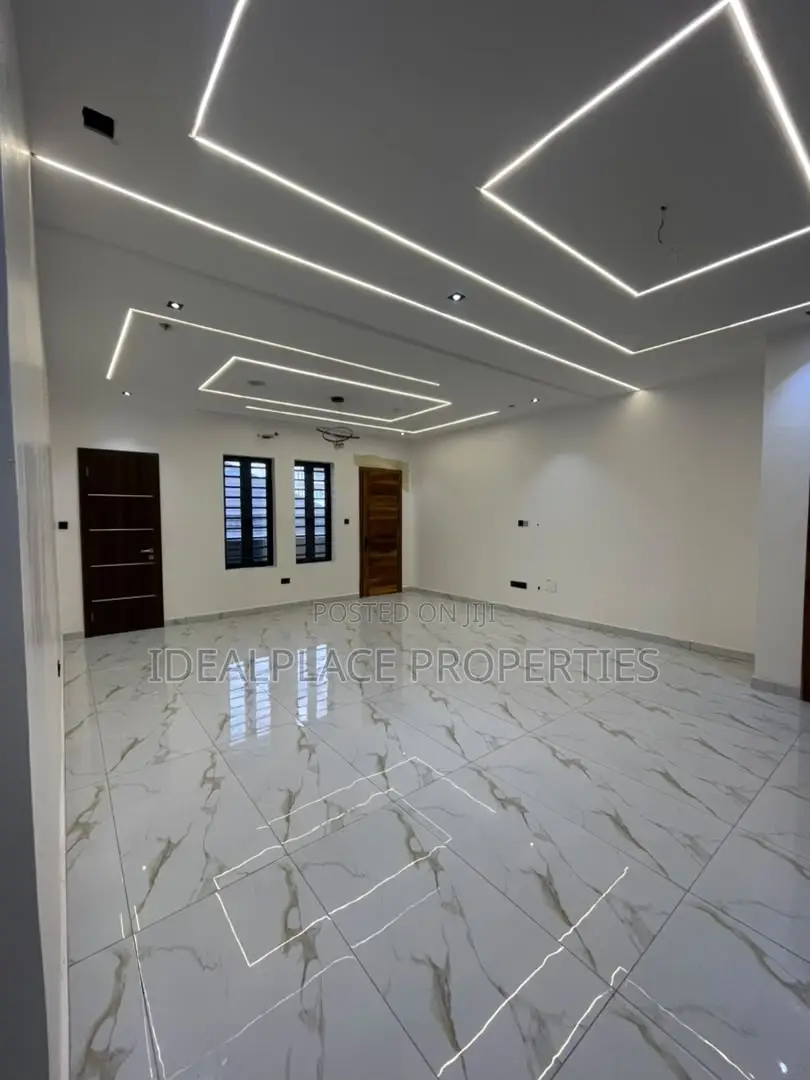 2bdrm Apartment in Ikate for sale