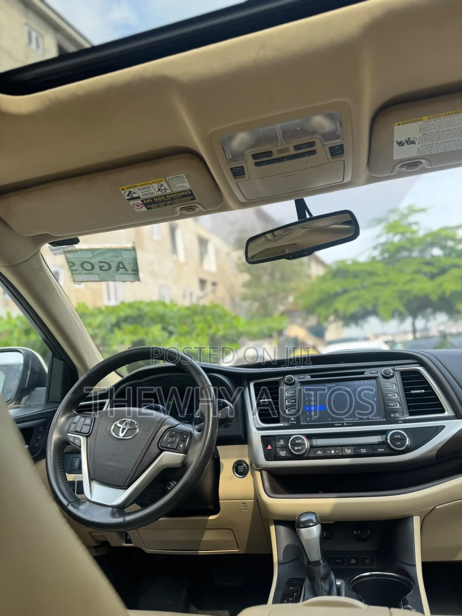 Toyota Highlander Limited 4dr SUV AWD (3.5L 6cyl 6A) 2015 White