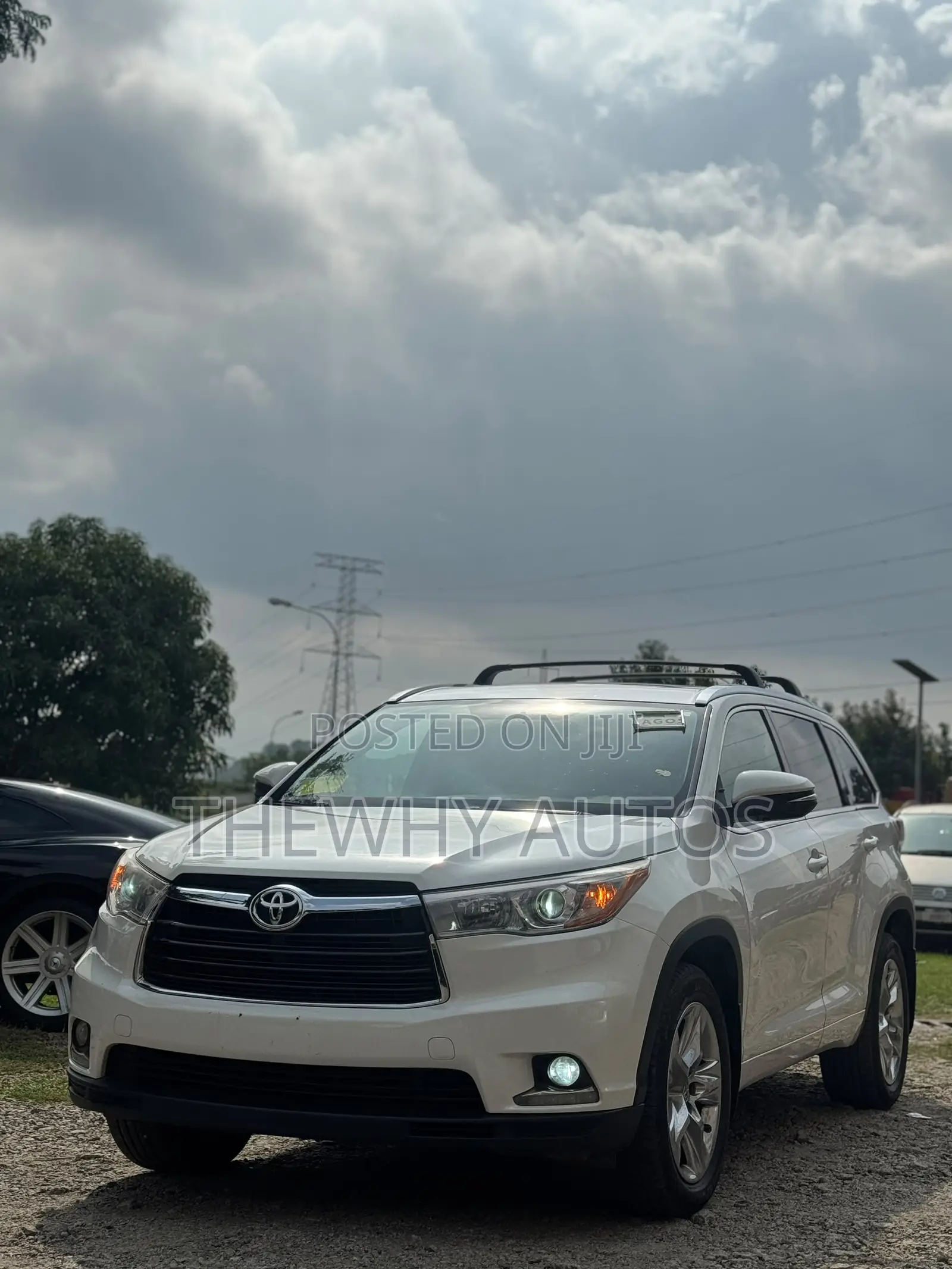 Toyota Highlander Limited 4dr SUV AWD (3.5L 6cyl 6A) 2015 White