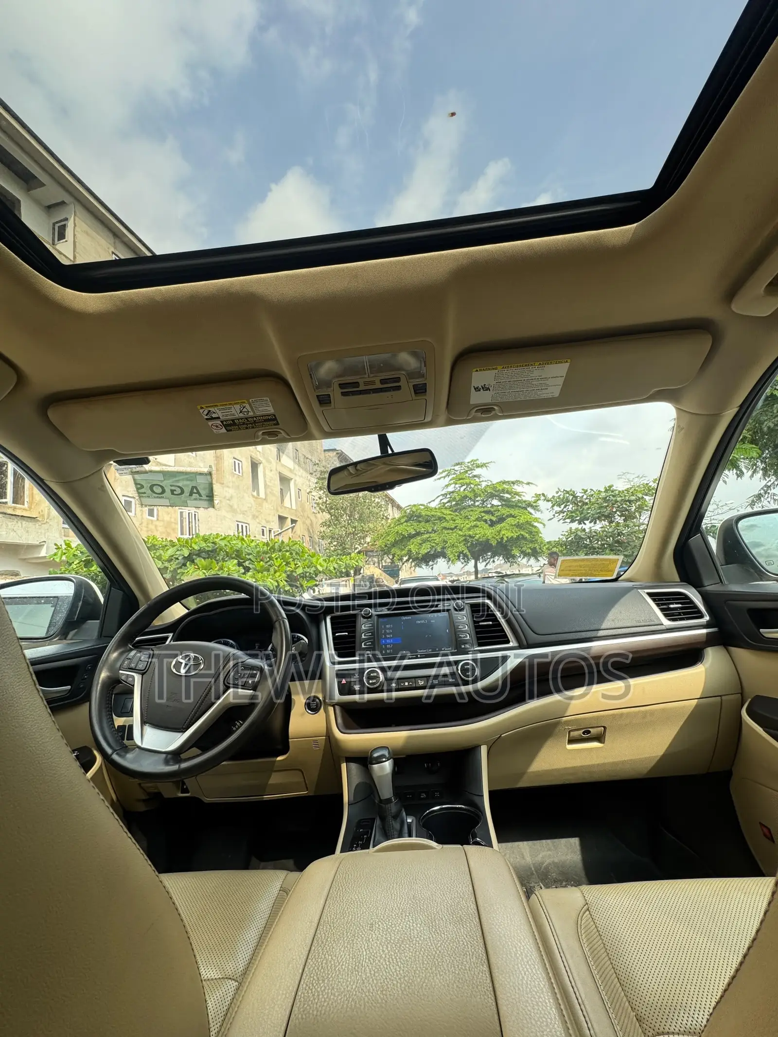 Toyota Highlander Limited 4dr SUV AWD (3.5L 6cyl 6A) 2015 White