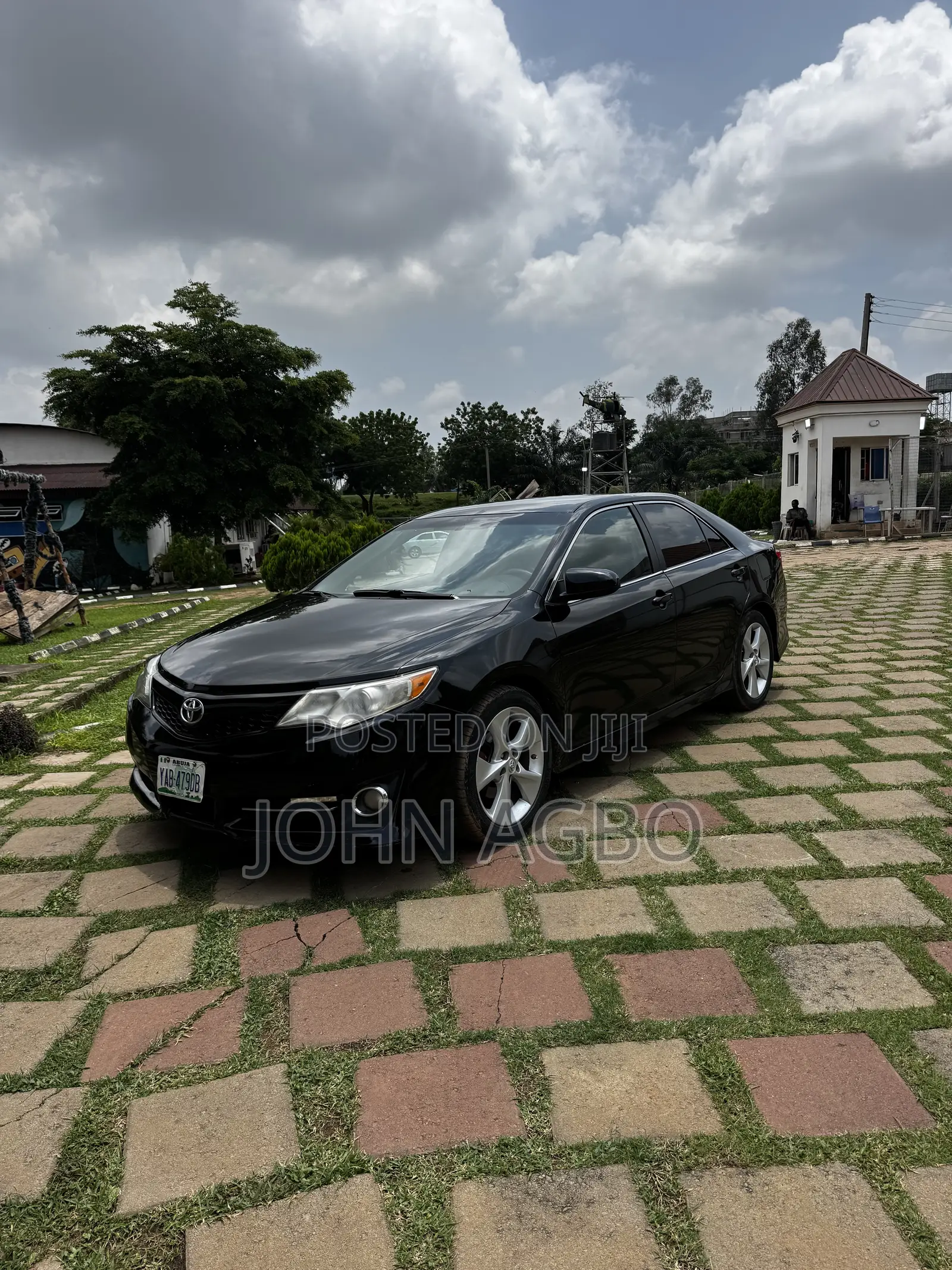 Toyota Camry SE 4dr Sedan (2.5L 4cyl 6A) 2013 Black