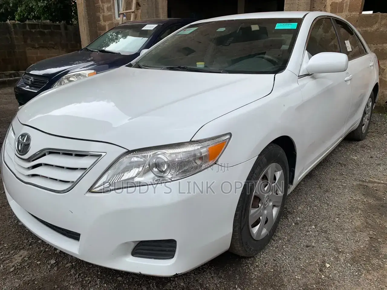 Toyota Camry LE 4dr Sedan (2.5L 4cyl 6AM) 2010 White