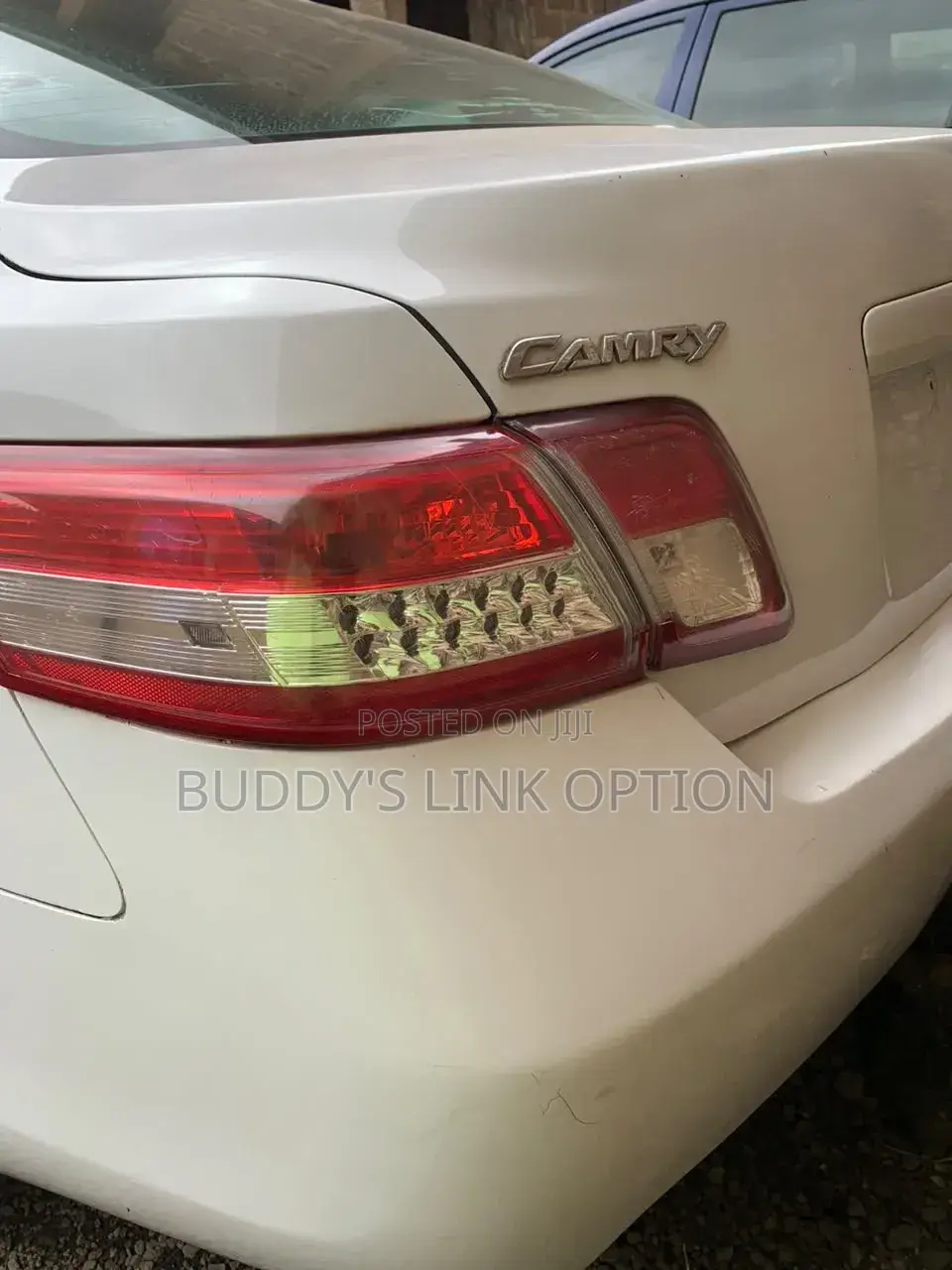 Toyota Camry LE 4dr Sedan (2.5L 4cyl 6AM) 2010 White