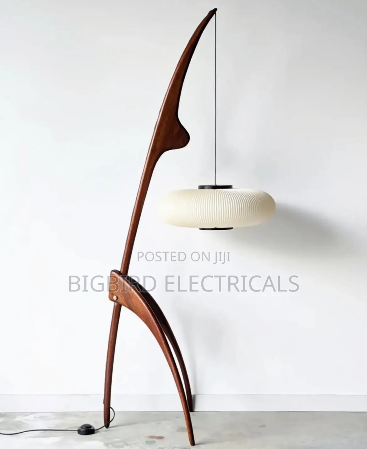 Luxury Mid-Century Wooden Floor Lamp / Artistic Praying Mantis Lamp