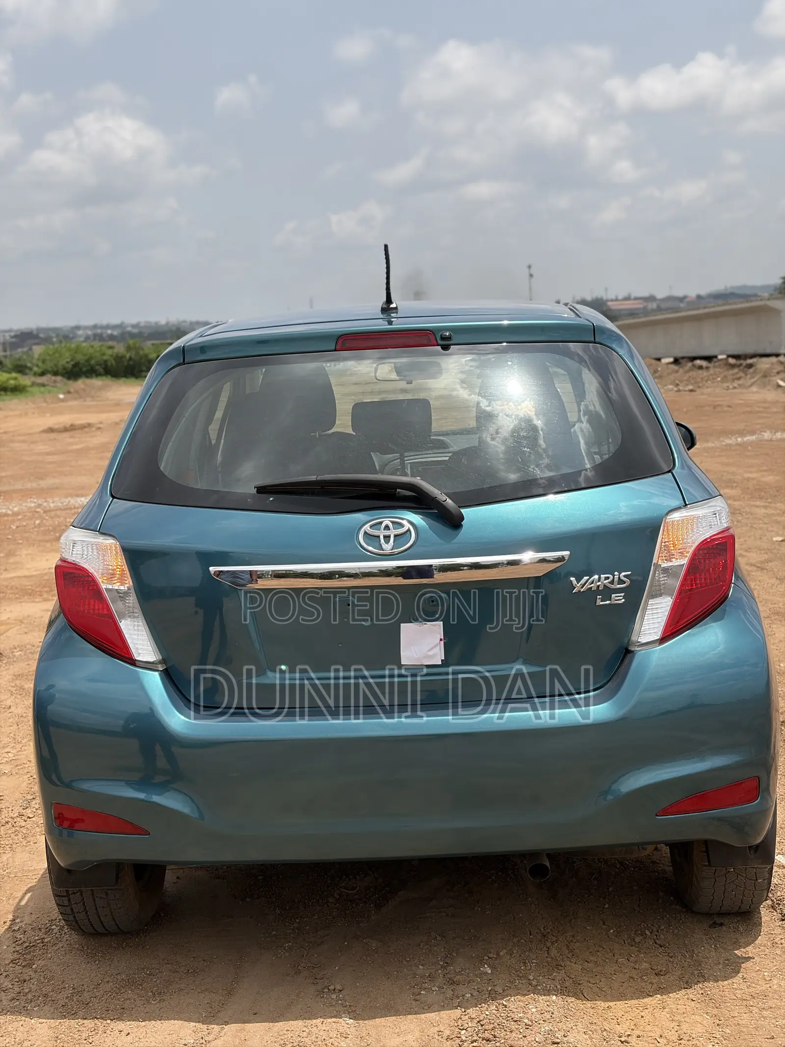 Toyota Yaris LE Hatchback 5dr 2014 Green