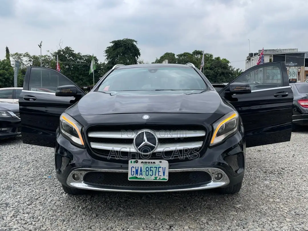 Mercedes-Benz GLA 250 2017 Black