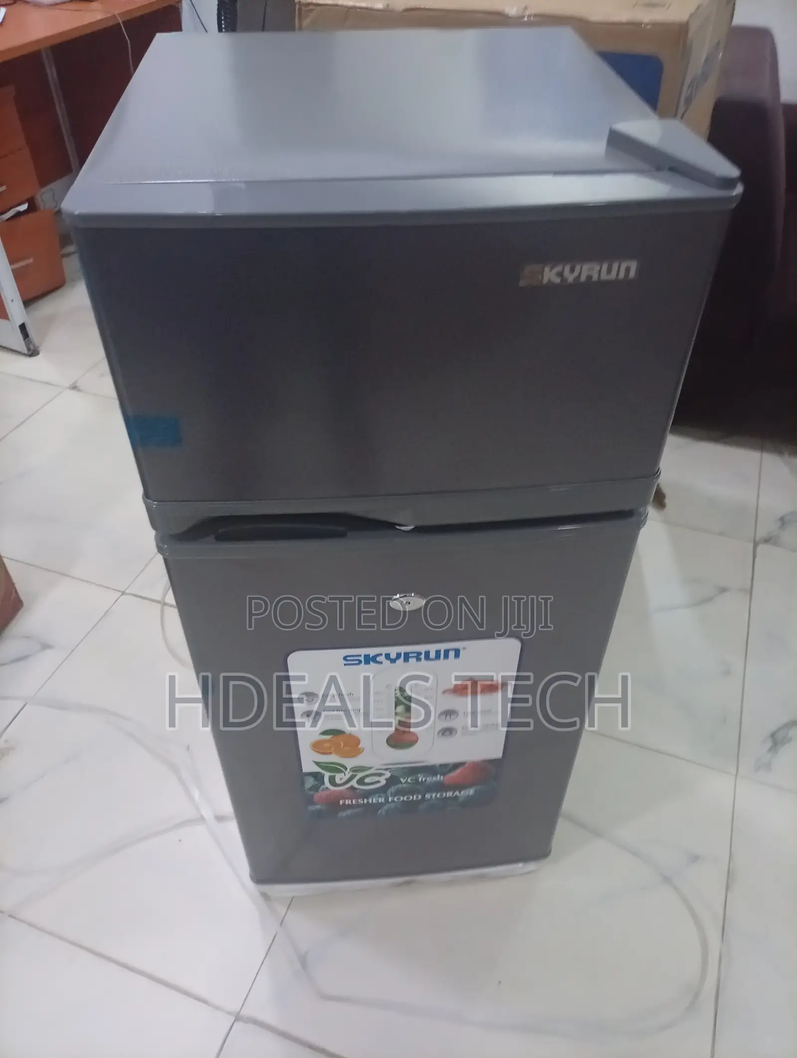Skyrun BCD-120J Refrigerator – 120L Capacity Fridge for Families