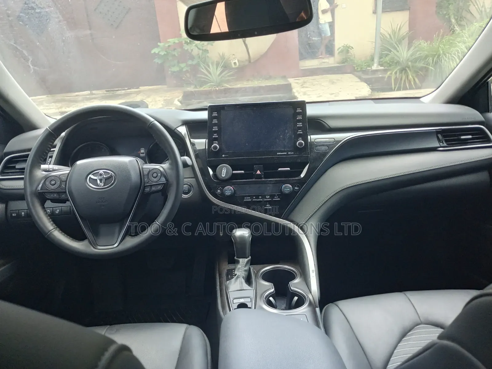 Toyota Camry SE AWD 2024 Gray