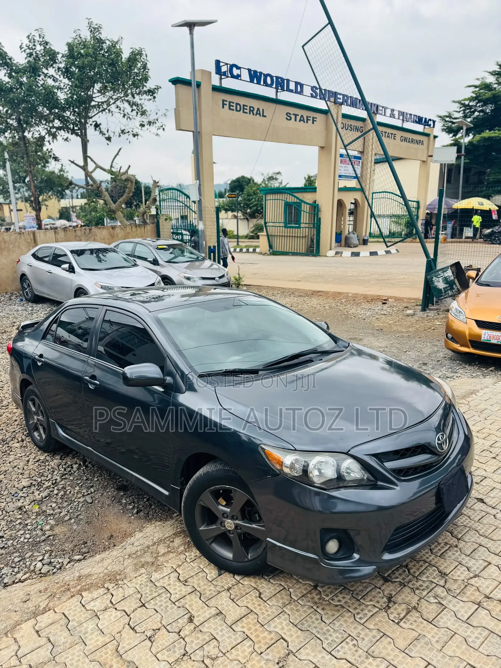 Toyota Corolla S 4dr Sedan (1.8L 4cyl 4A) 2011 Gray
