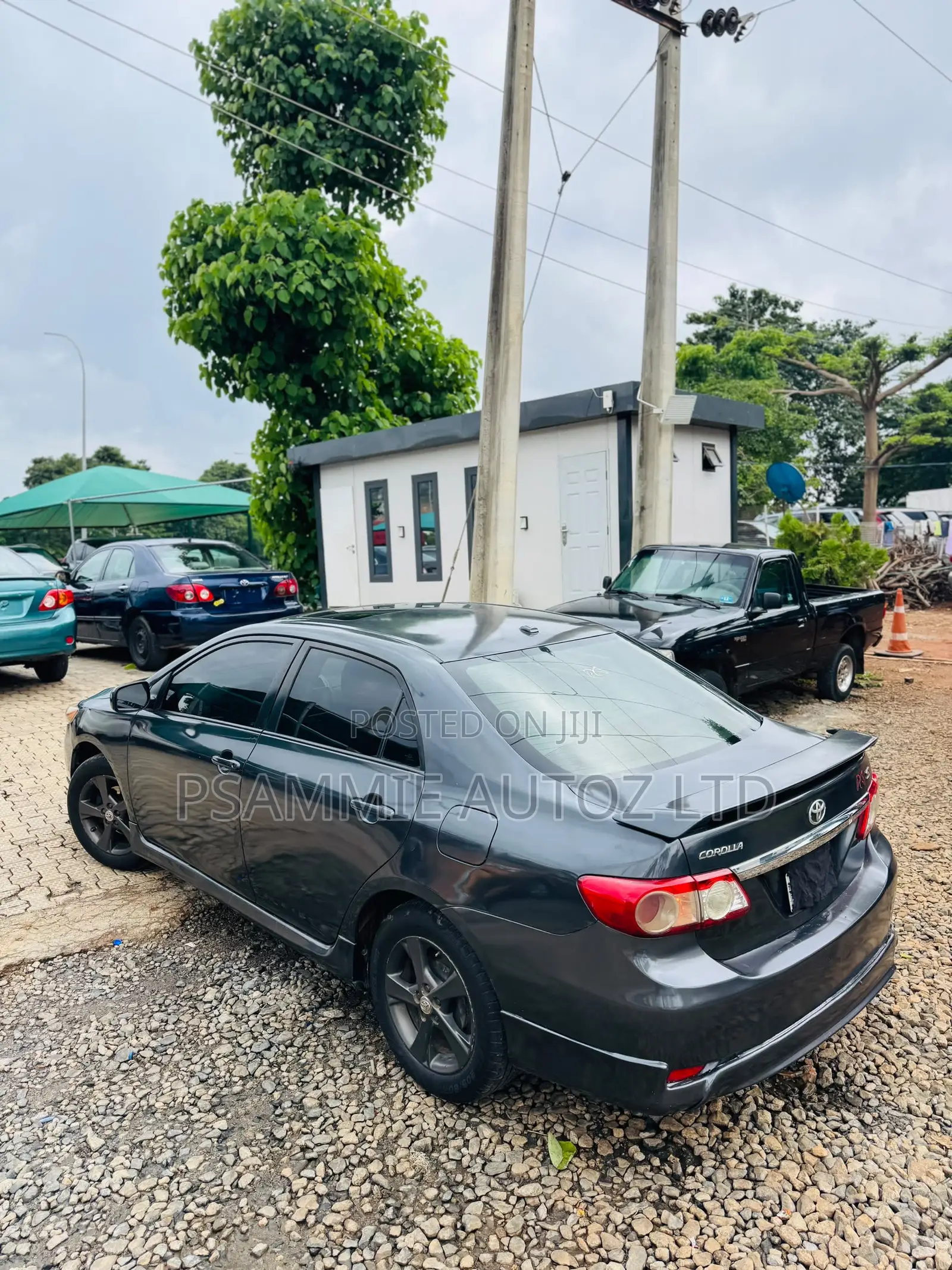Toyota Corolla S 4dr Sedan (1.8L 4cyl 4A) 2011 Gray