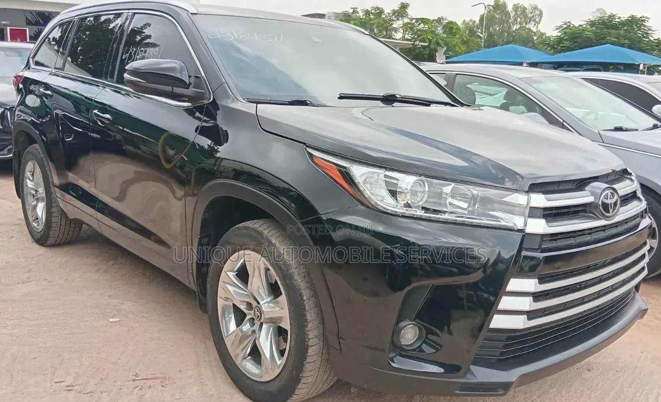 Toyota Highlander Limited Platinum 4x4 V6 (3.5L 6cyl 8A) 2018 Black