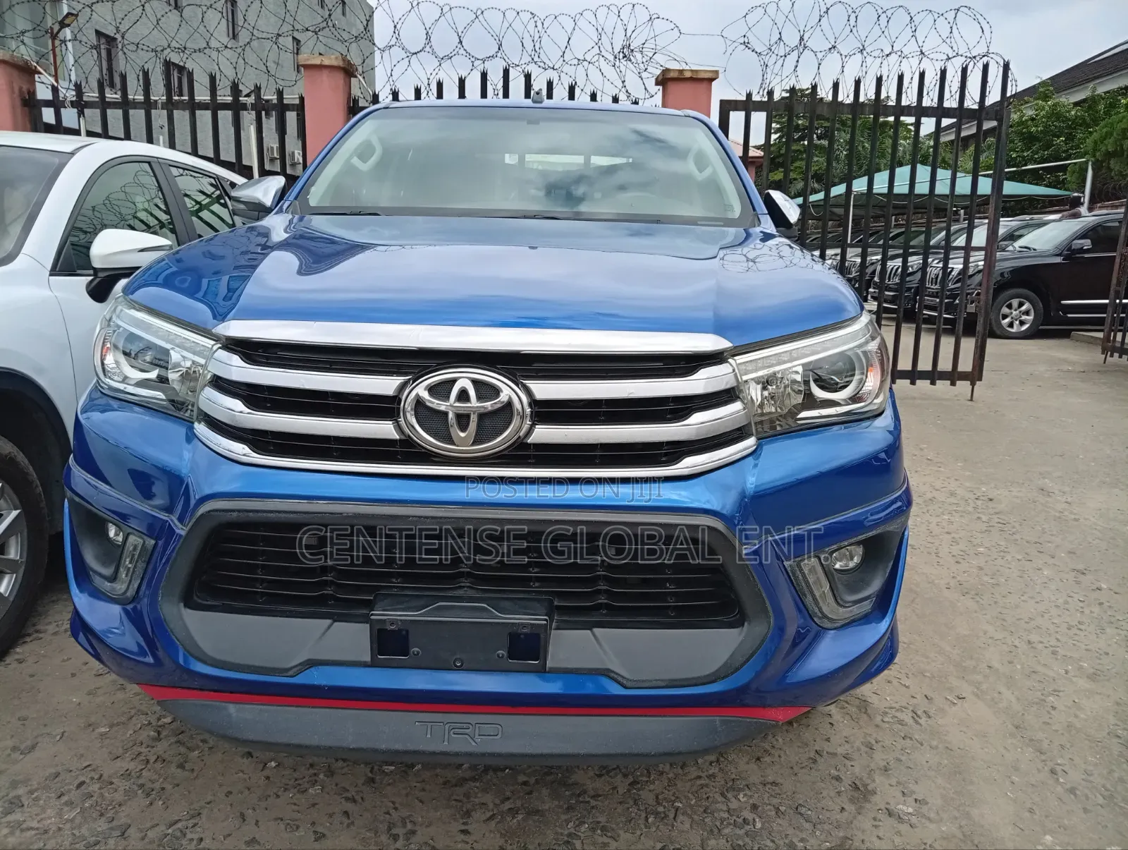 Toyota Hilux 2018 Blue