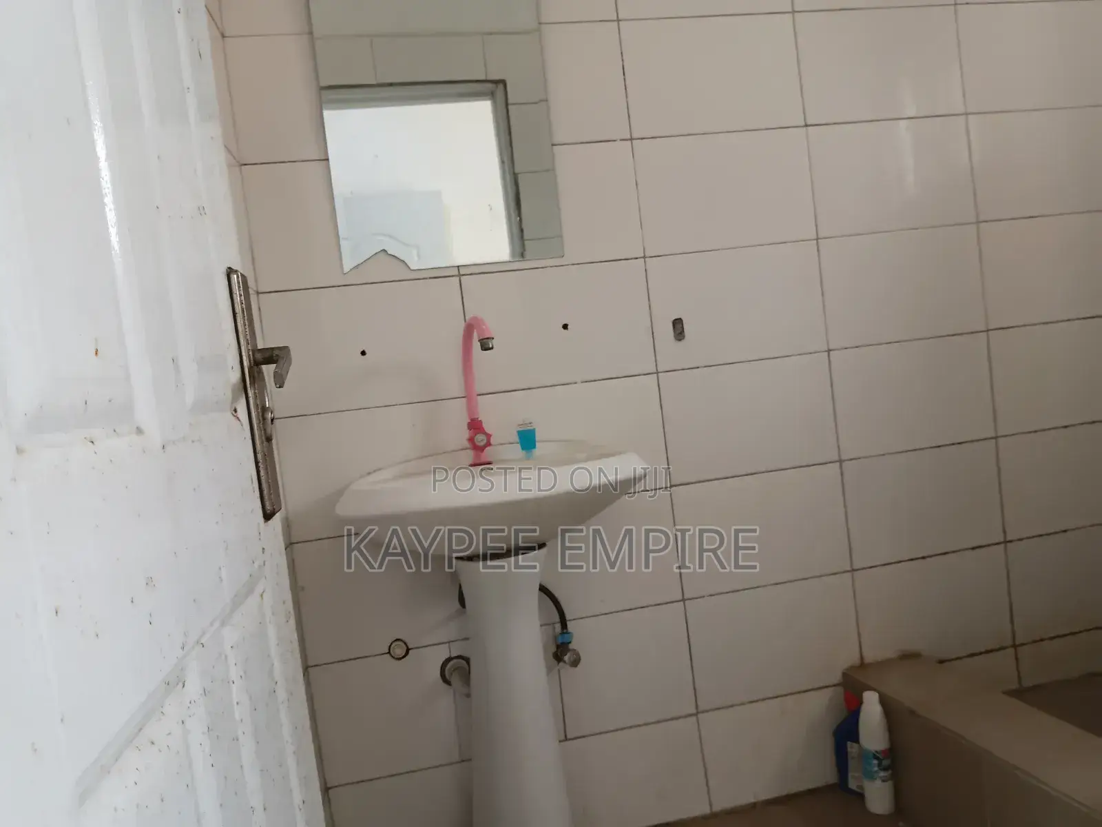 1bdrm Room & Parlour in Wuye for rent