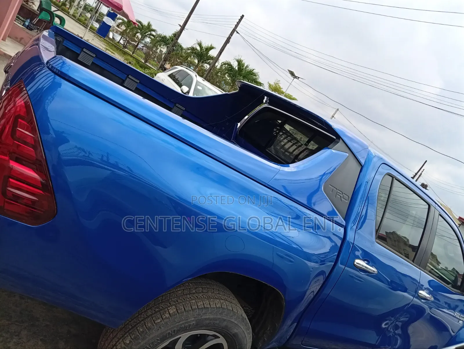Toyota Hilux 2018 Blue