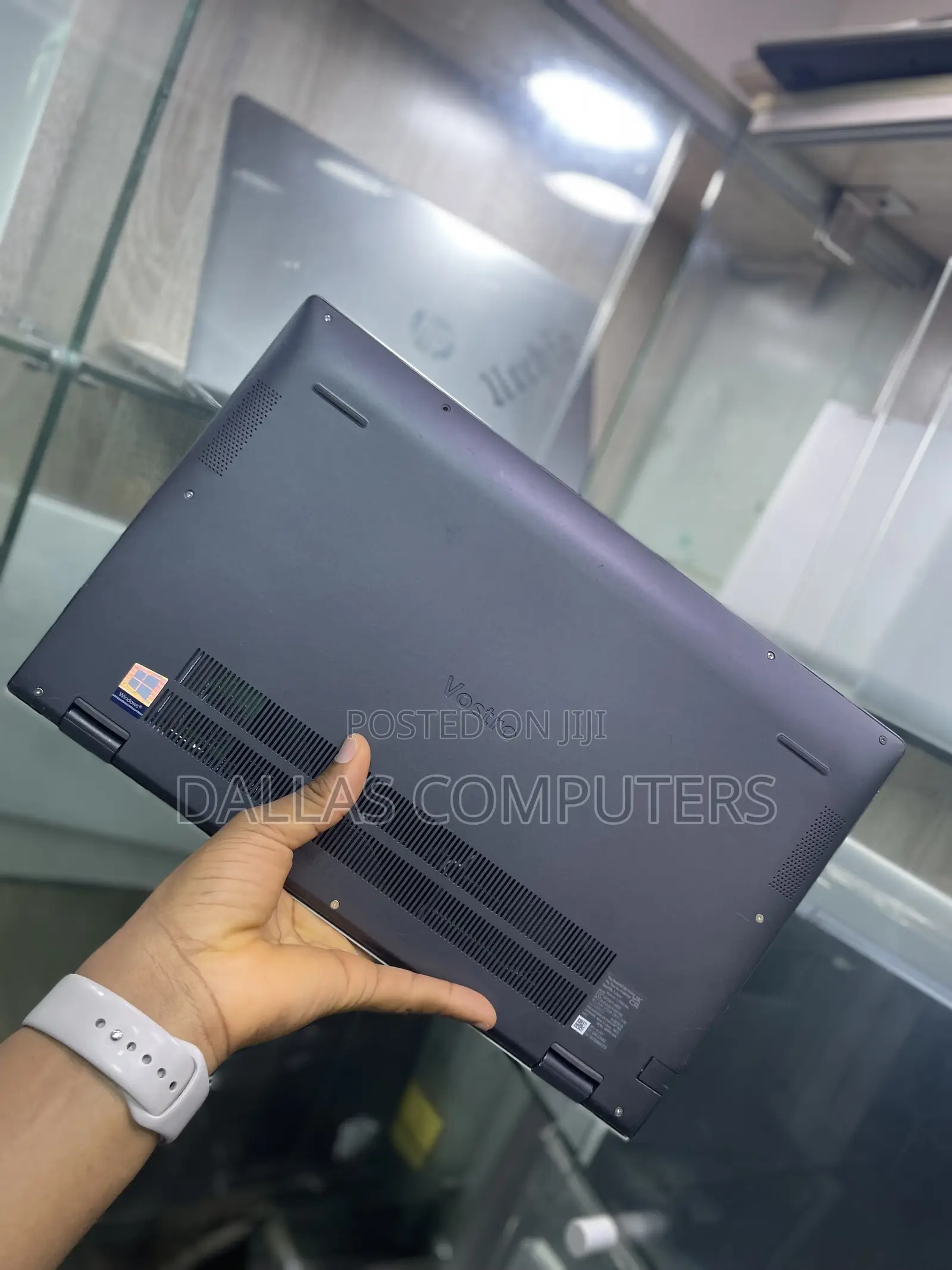 Laptop Dell Vostro 1014 16GB Intel Core i7 SSD 512GB