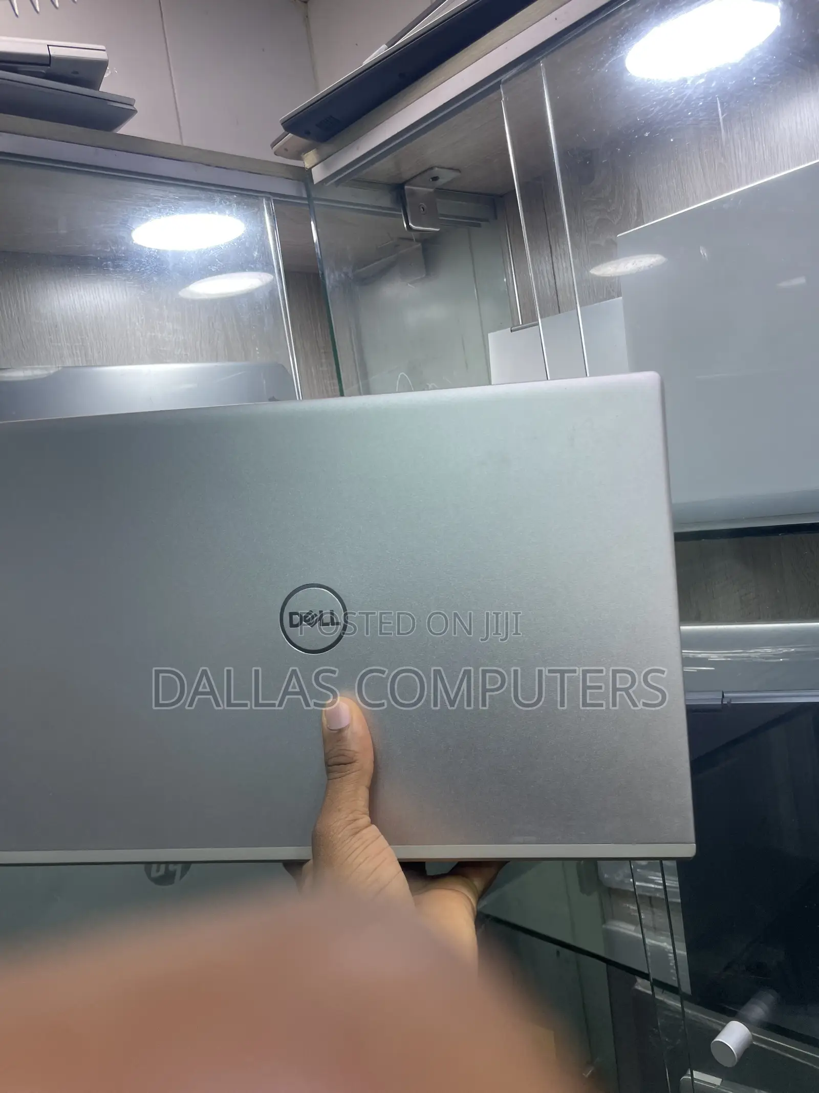 Laptop Dell Vostro 1014 16GB Intel Core i7 SSD 512GB
