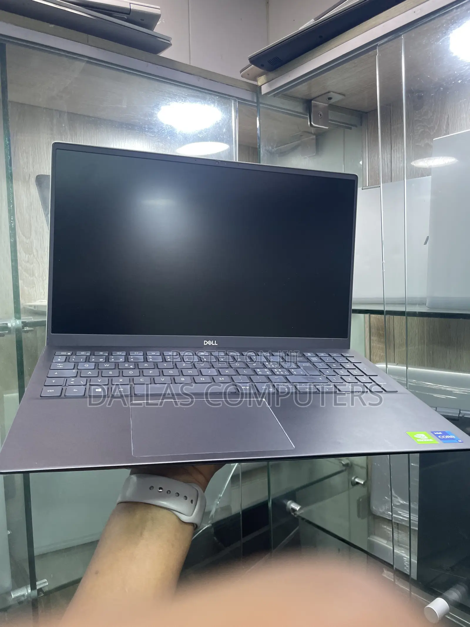 Laptop Dell Vostro 1014 16GB Intel Core i7 SSD 512GB