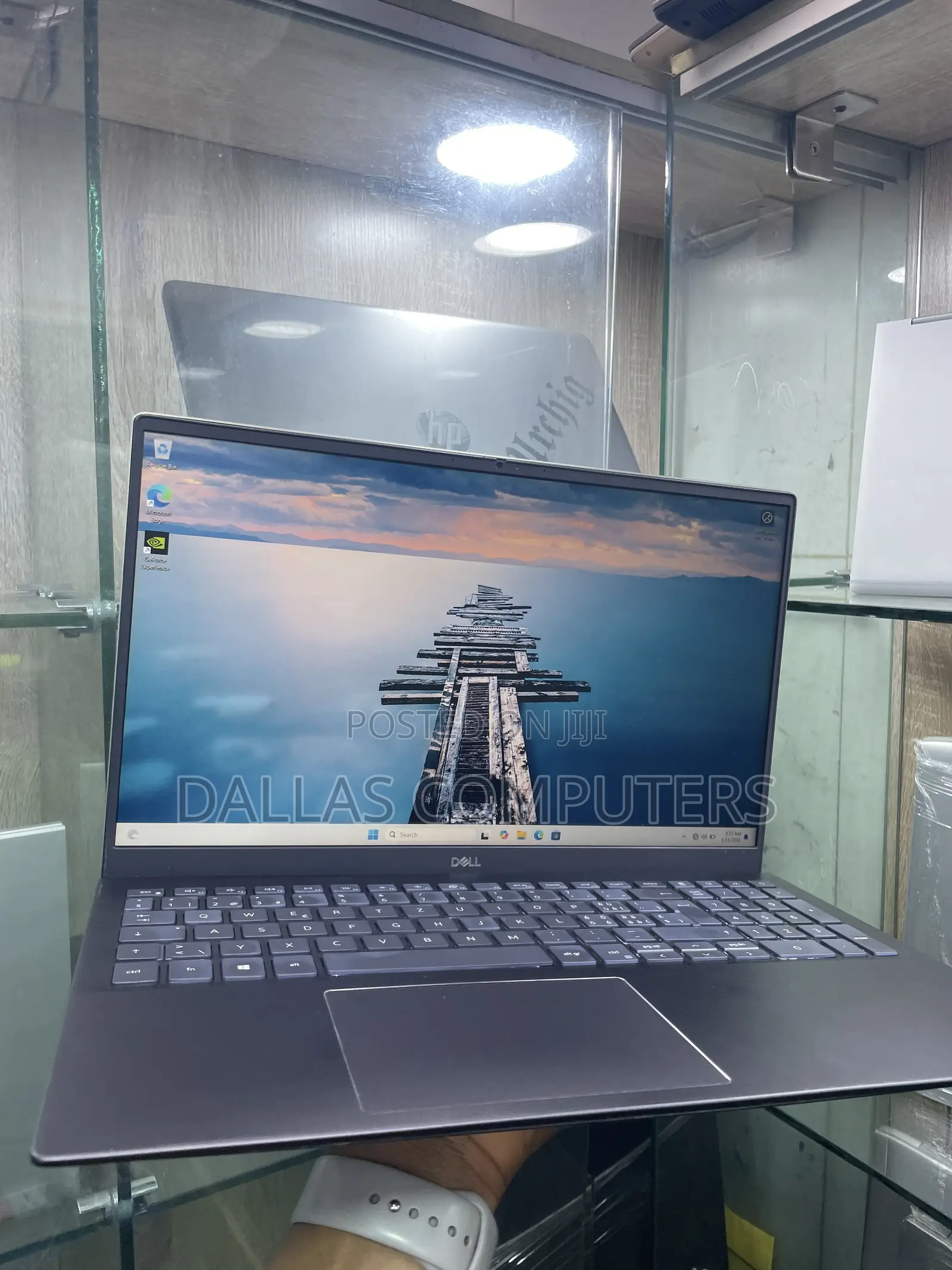 Laptop Dell Vostro 1014 16GB Intel Core i7 SSD 512GB