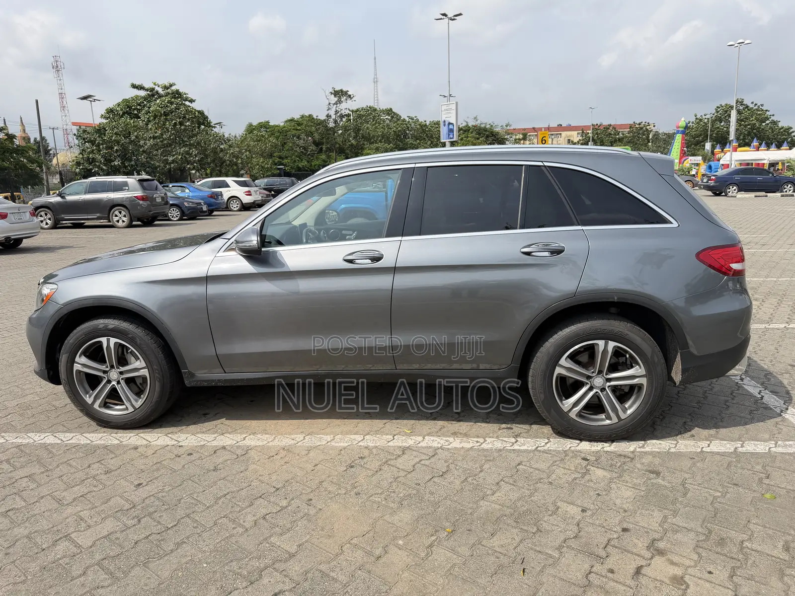 Toyota Highlander XLE AWD 2020 Gray