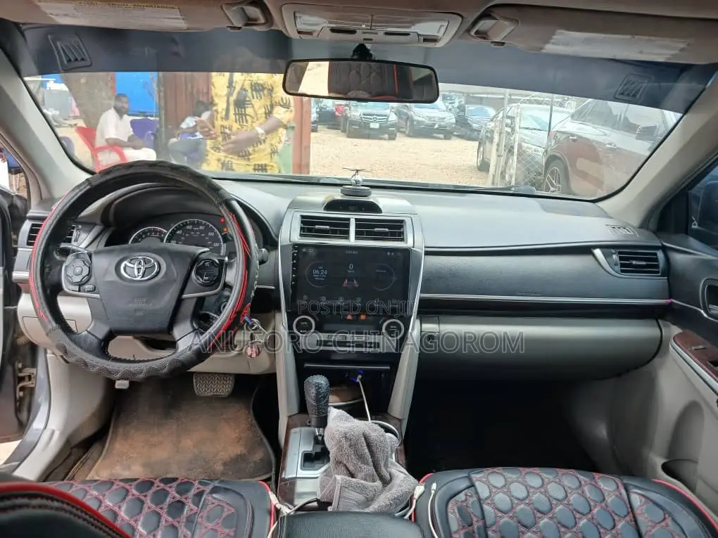 Toyota Camry 2014 Gray