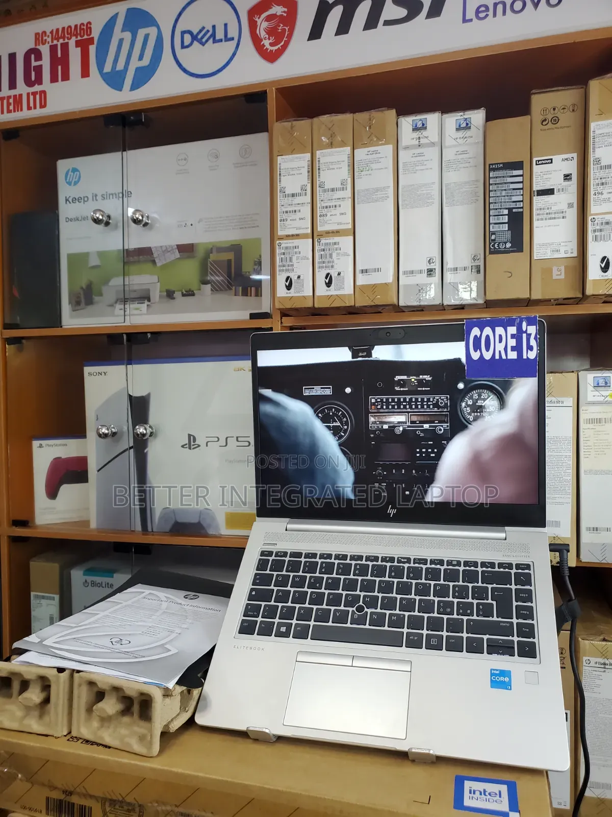 New Laptop HP EliteBook 820 16GB Intel Core i3 SSD 256GB