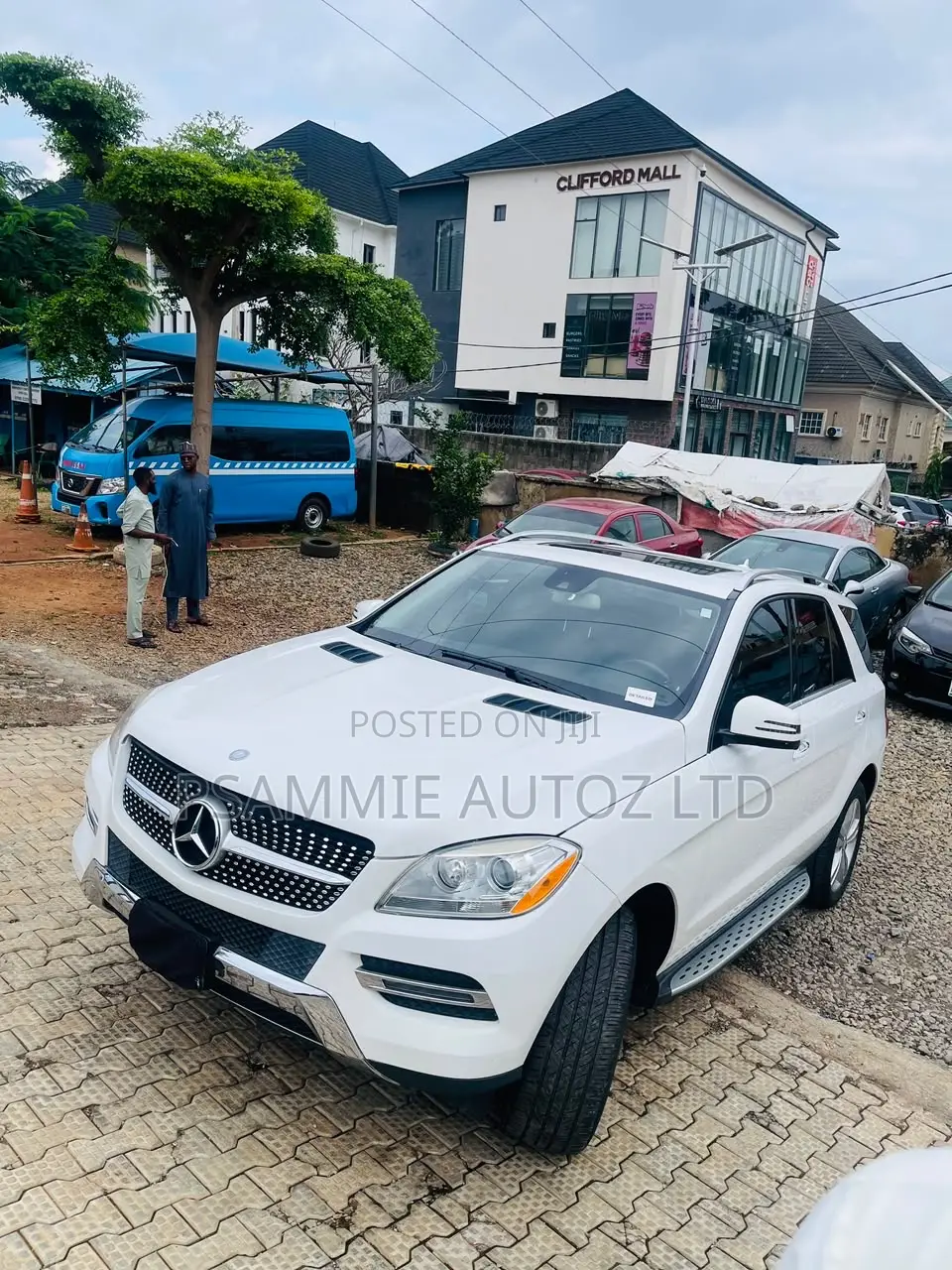 Mercedes-Benz M Class ML350 4MATIC 4dr SUV AWD (3.5L 6cyl 7A) 2015