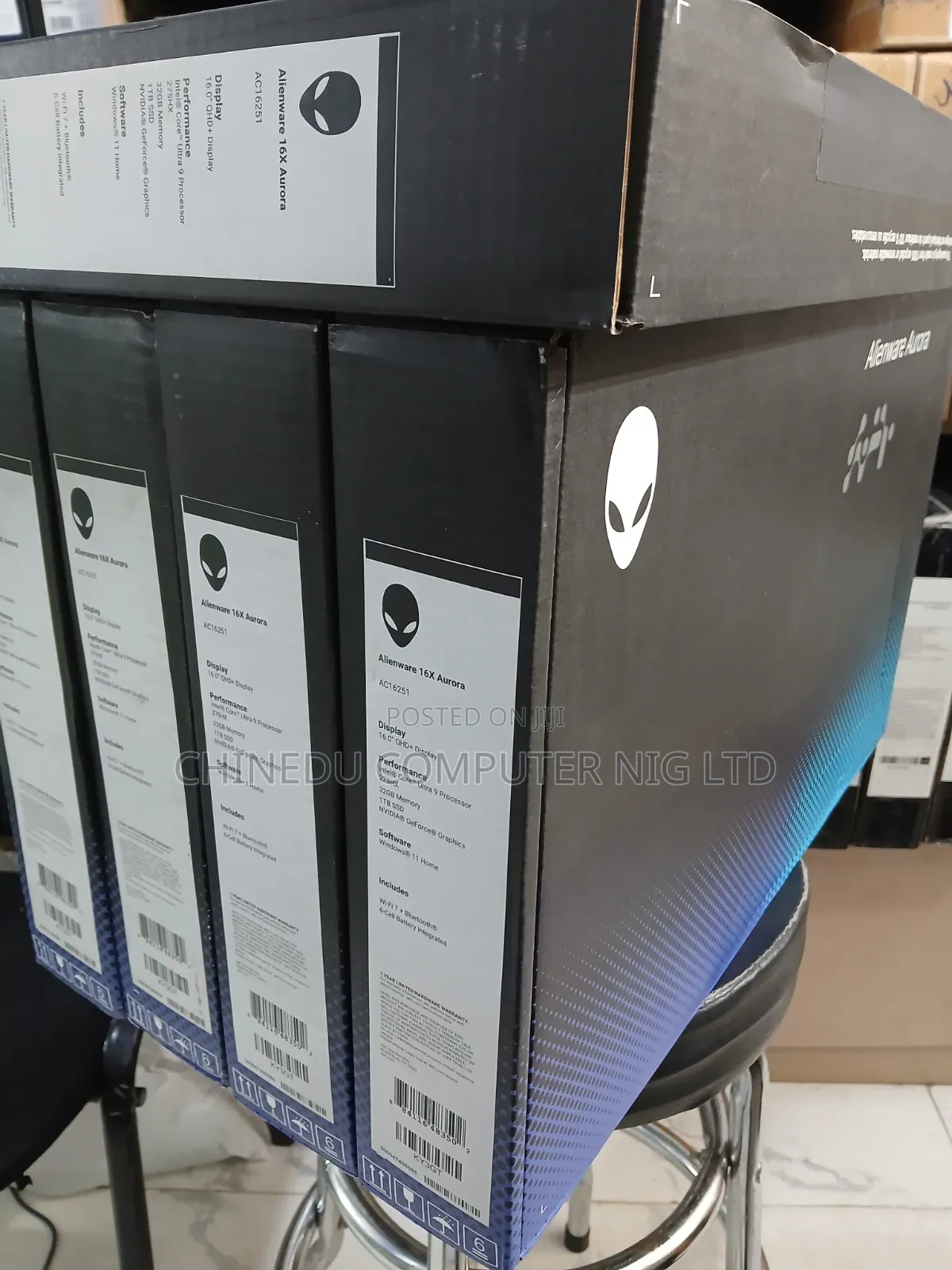 New Laptop Dell 32GB Intel Core Ultra 9 SSD 1T
