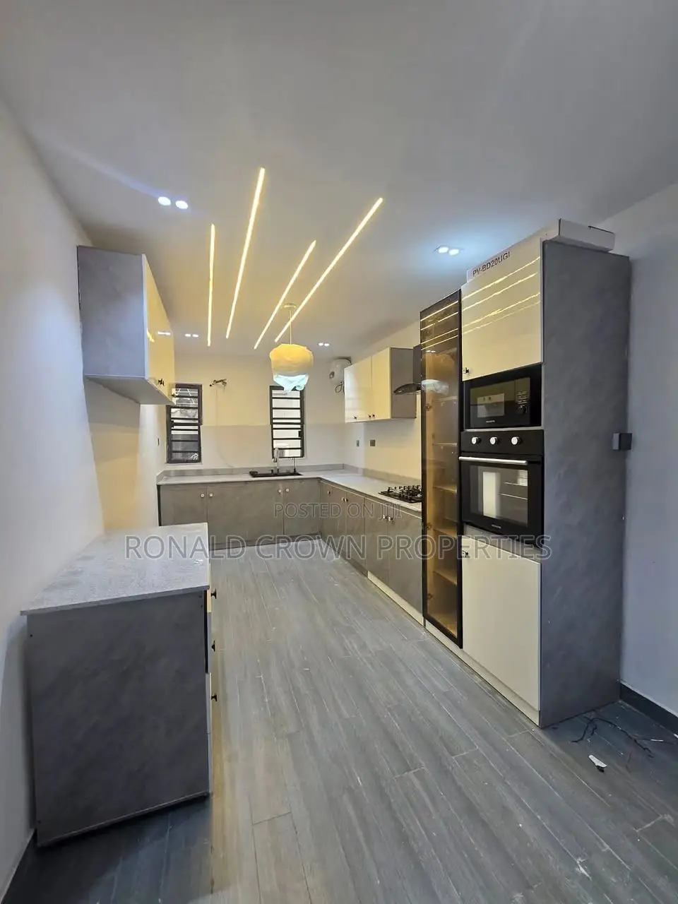 4bdrm Duplex in Sabo / Yaba for sale