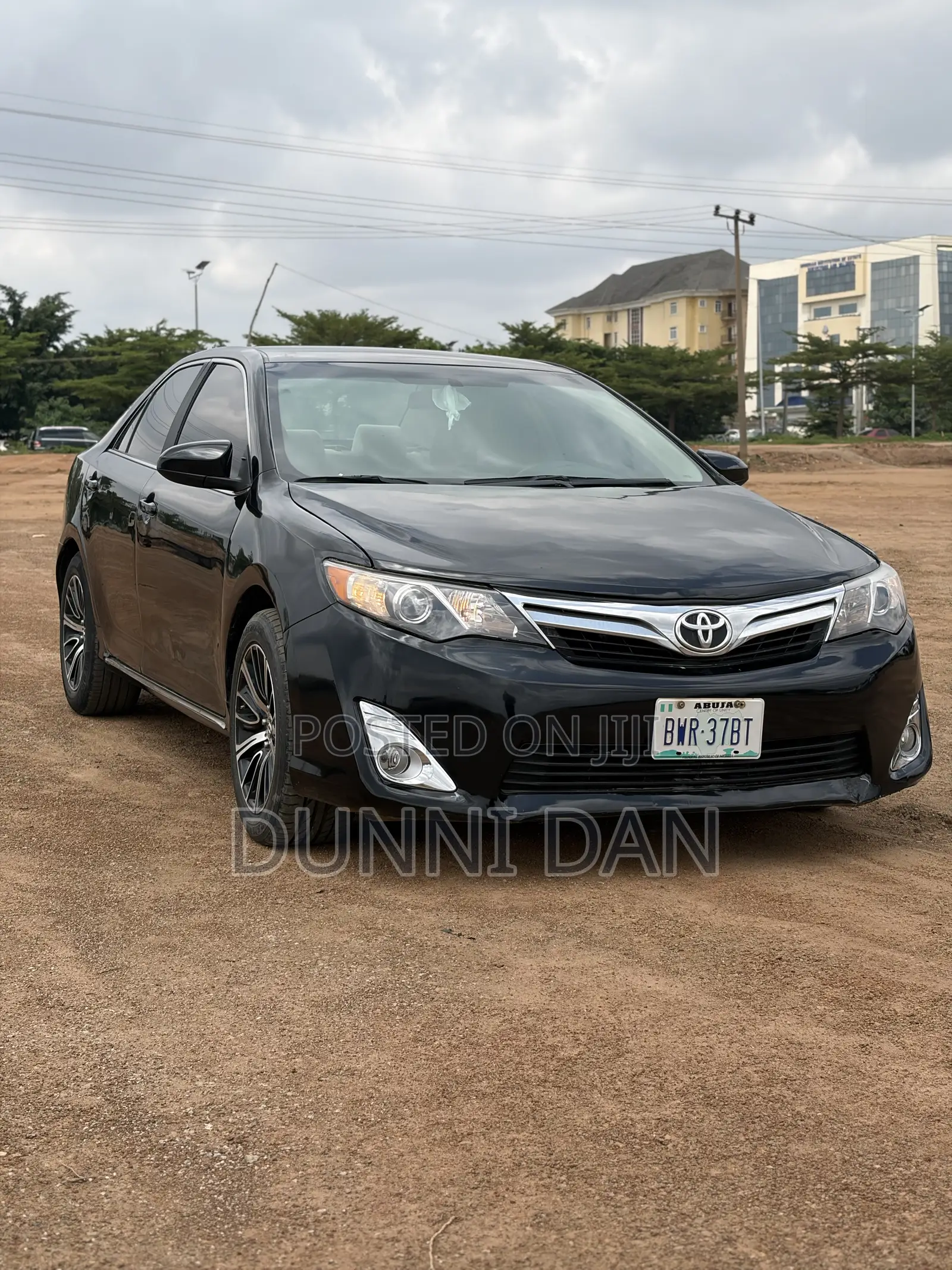 Toyota Camry LE 4dr Sedan (2.5L 4cyl 6A) 2013 Black