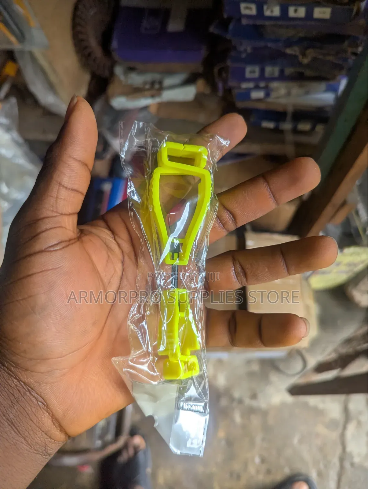 Safety Glove Clip (Or Glove Guard)