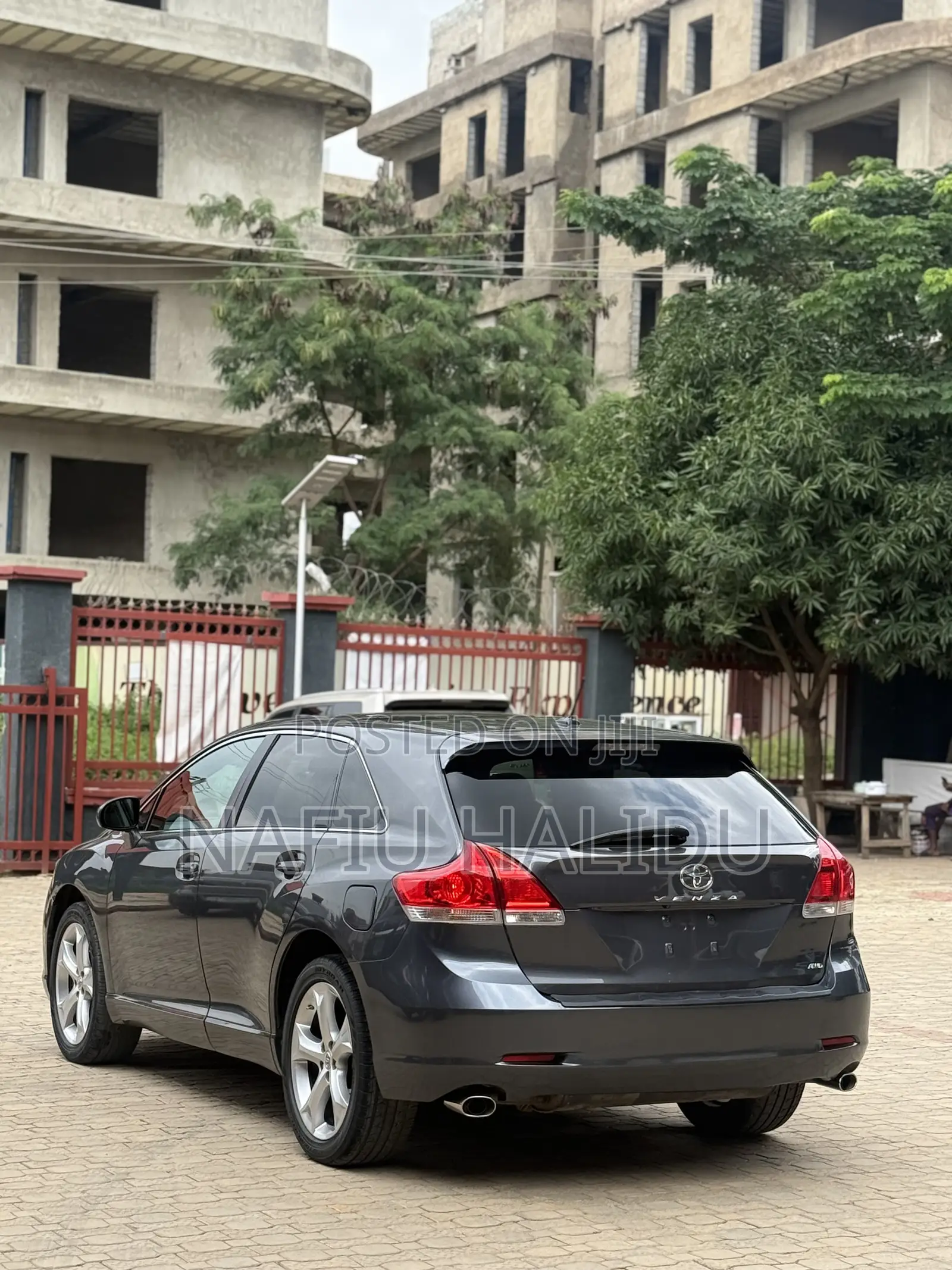 Toyota Venza 2011 Gray