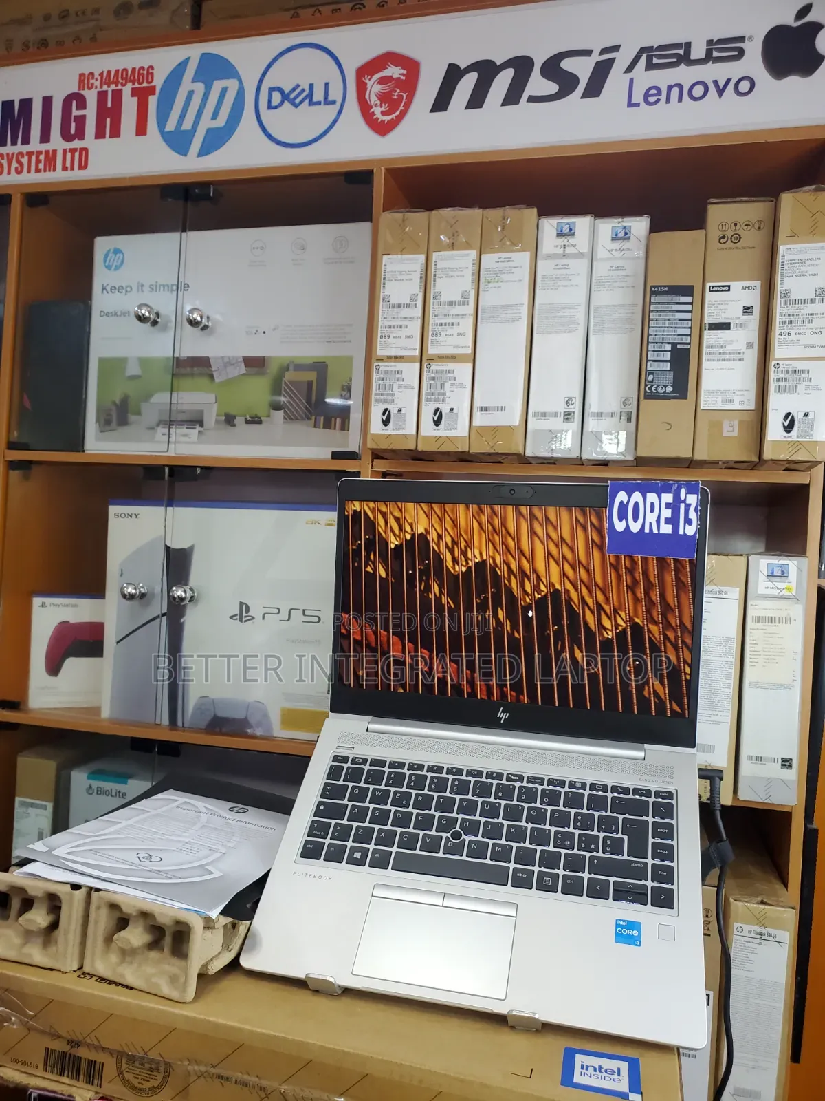 New Laptop HP EliteBook 820 8GB Intel Core i3 SSD 512GB
