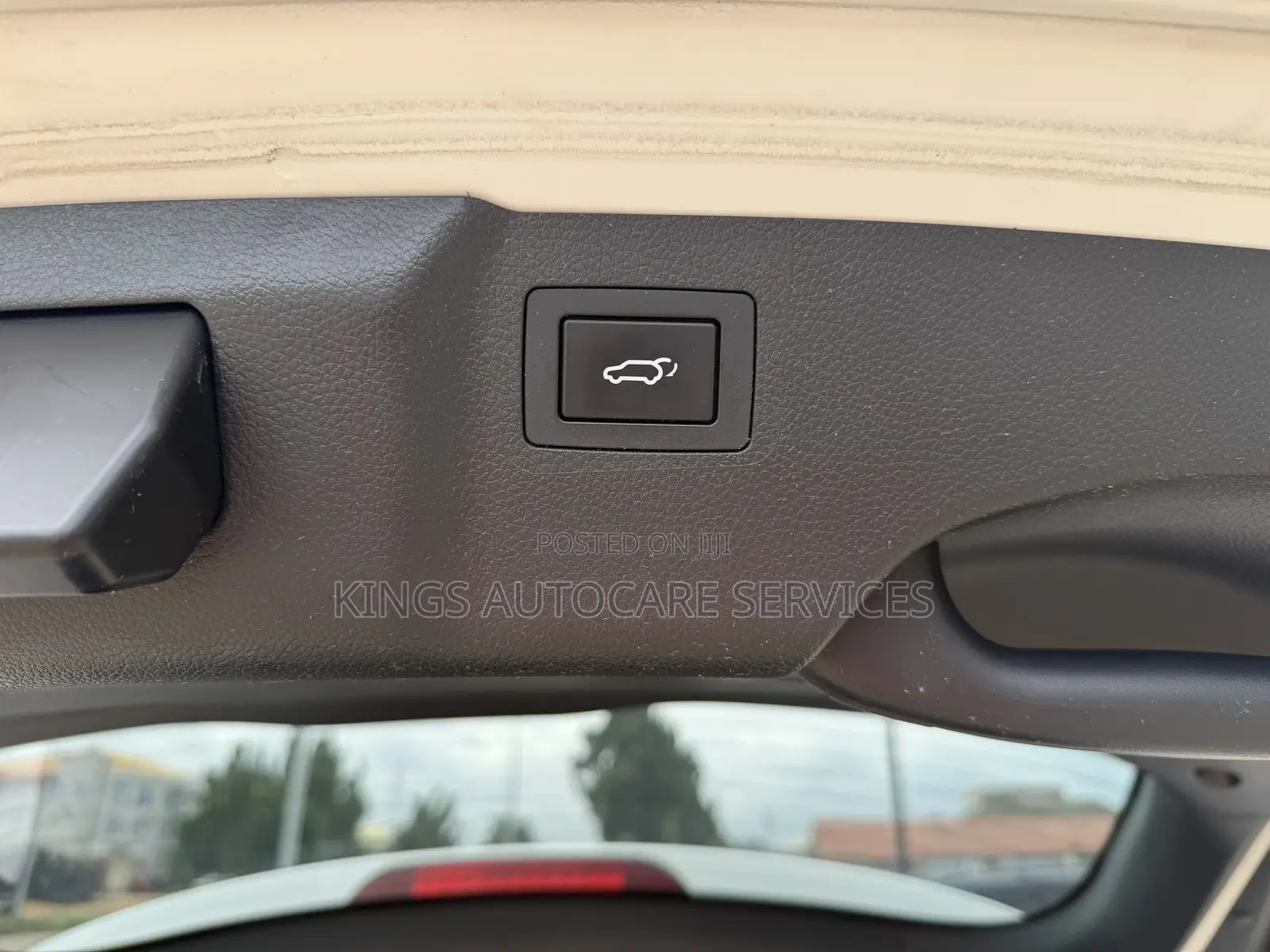 Hyundai Santa Fe Limited AWD 2017 White