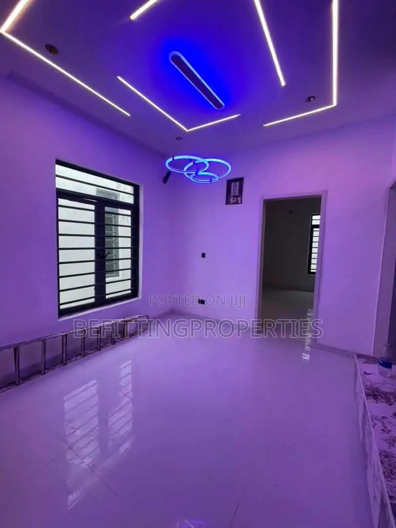 4bdrm Duplex in Ajah for sale