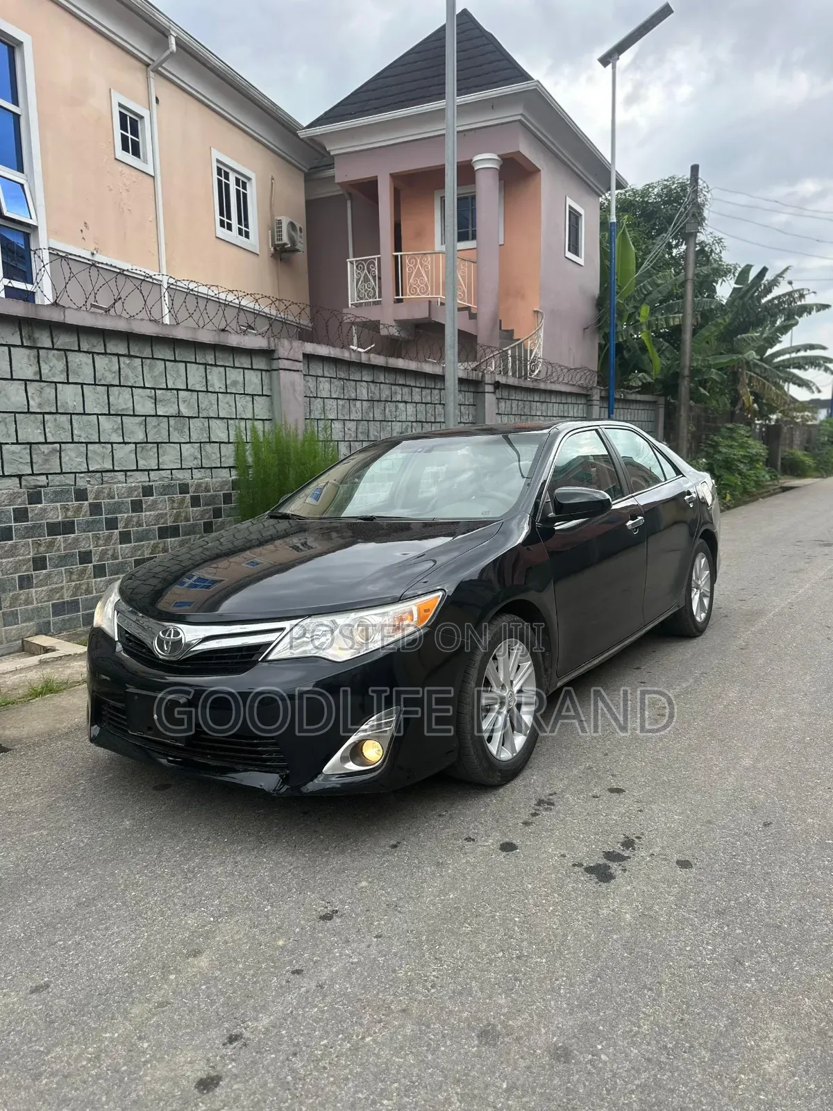 Toyota Camry SE Sport 4dr Sedan w/Prod. End 11/13 (2.5L 4cyl 6A) 2014