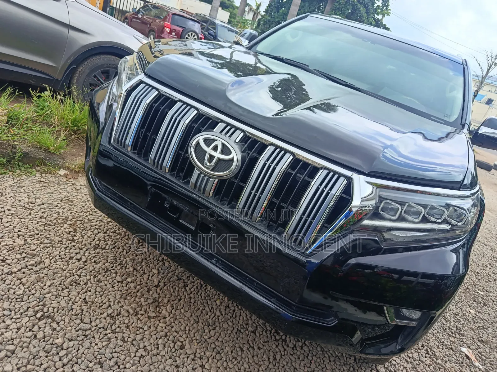 Toyota Land Cruiser 2011