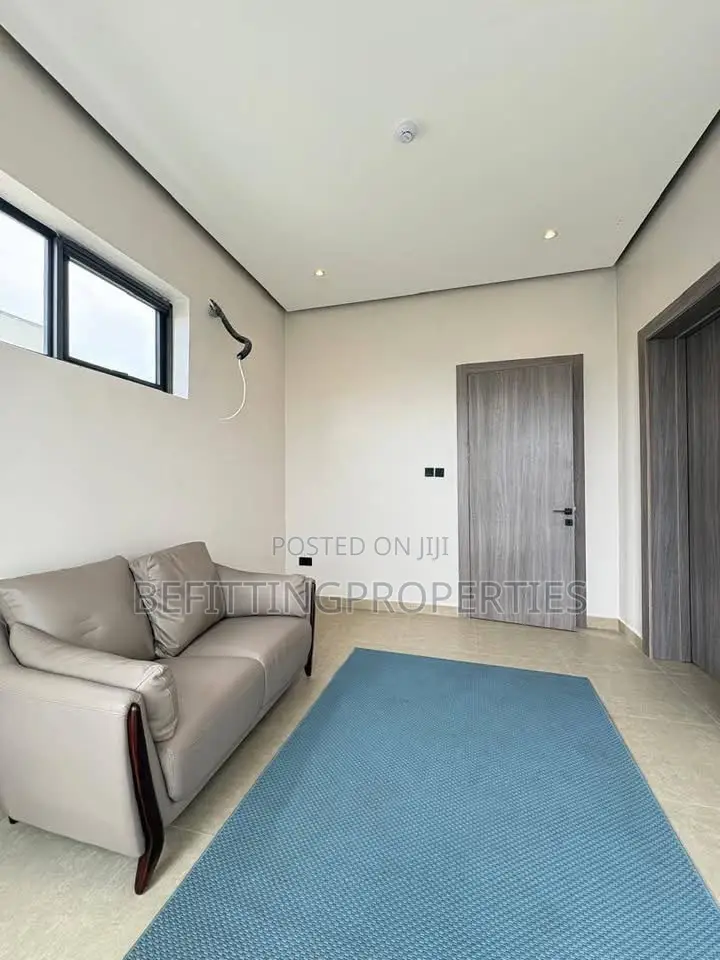 5bdrm Duplex in Lekki for sale