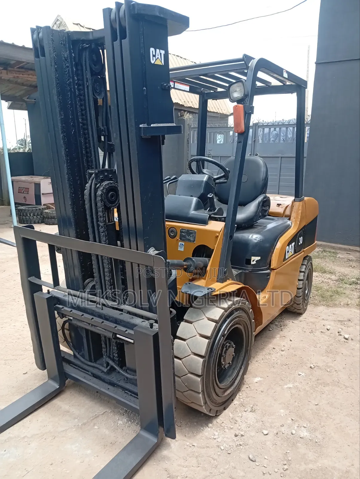 3tons Caterpillar Forklift
