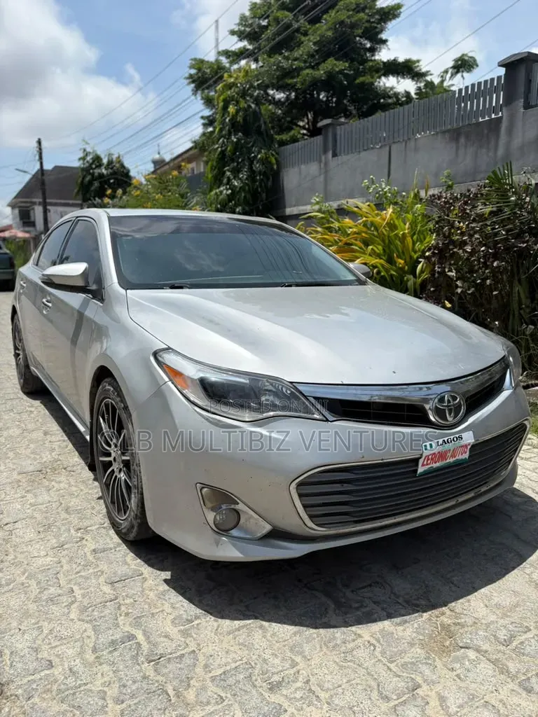 Toyota Avalon 2013 Silver