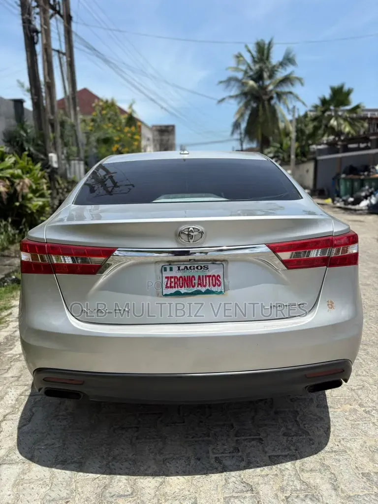 Toyota Avalon 2013 Silver