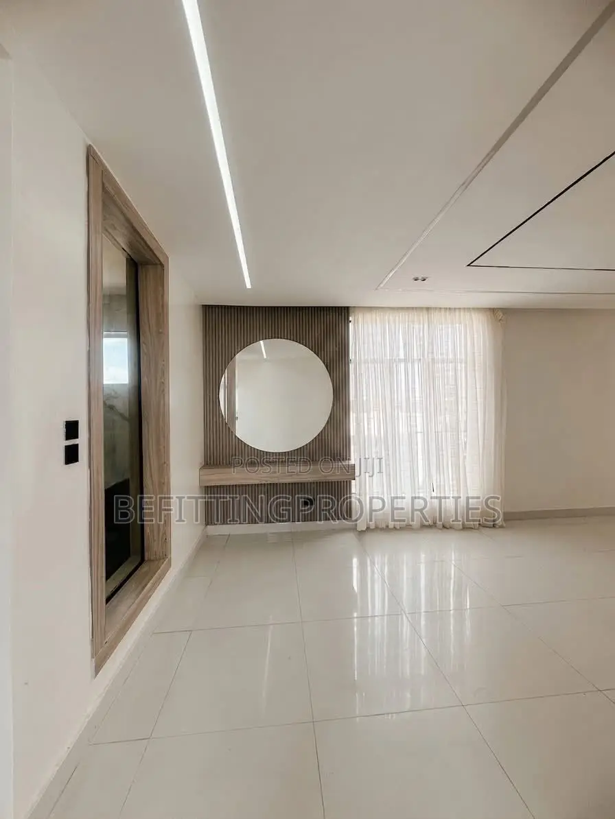 7bdrm Duplex in Lekki for sale